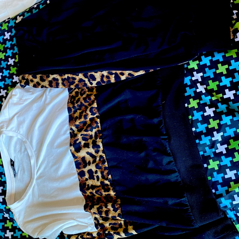 Shein leopard print jogger suit - Picture 1 of 4